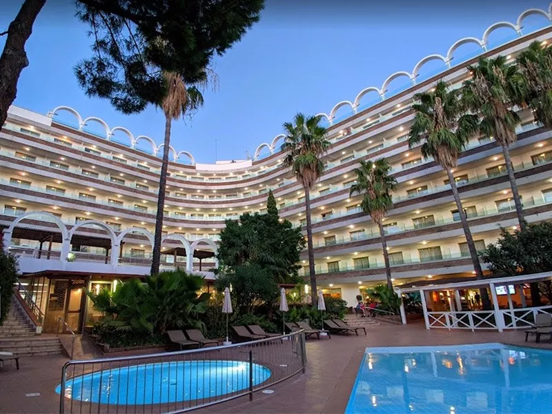 Hoteles con precios bajos en Cataluña
