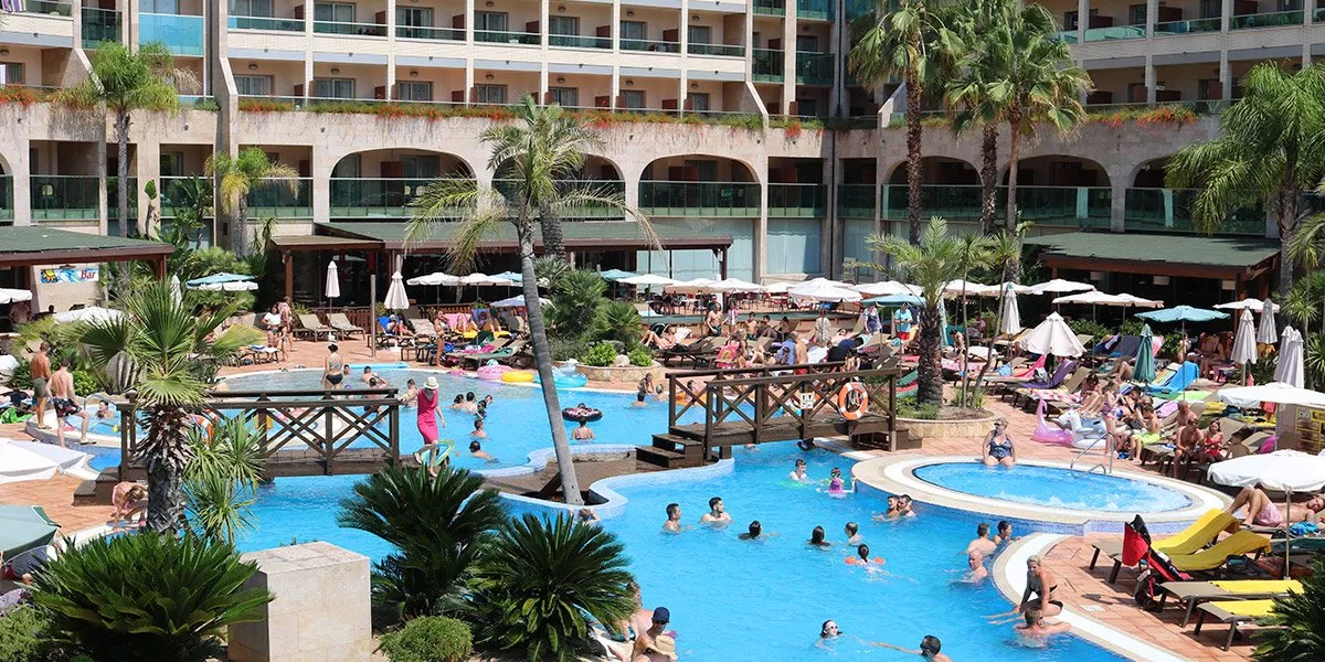 Last minute Hotel deals in Spain